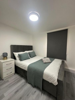 luxury 2 bedroom apartment in central London